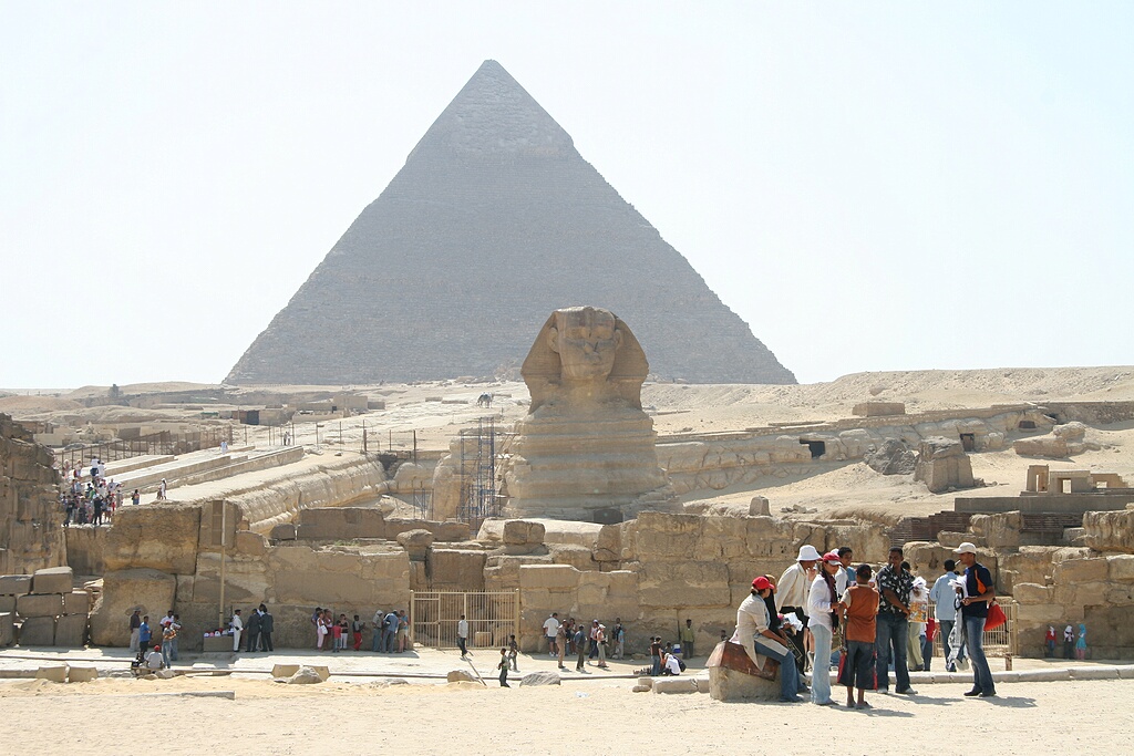 Sphinx, Pyramid of Khafre, and lots of tourists
