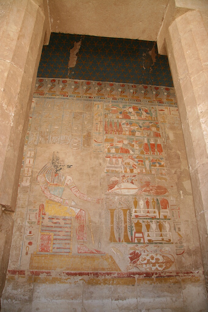 Original colors of the reliefs